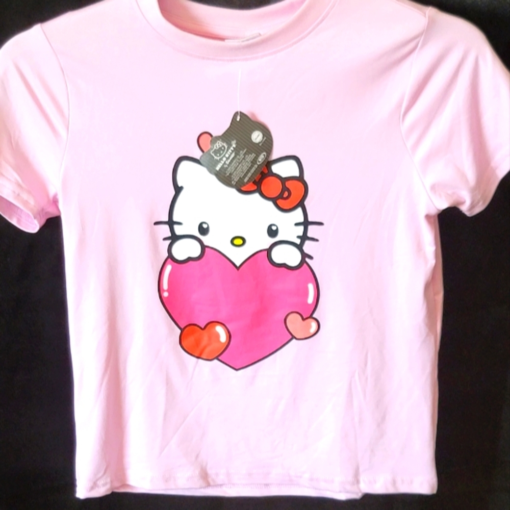 HELLO KITTY  Pink T-Shirt .